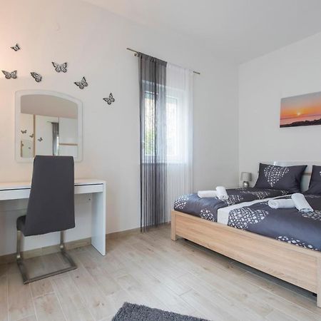 Apartman Miki Borik Zadar Eksteriør bilde